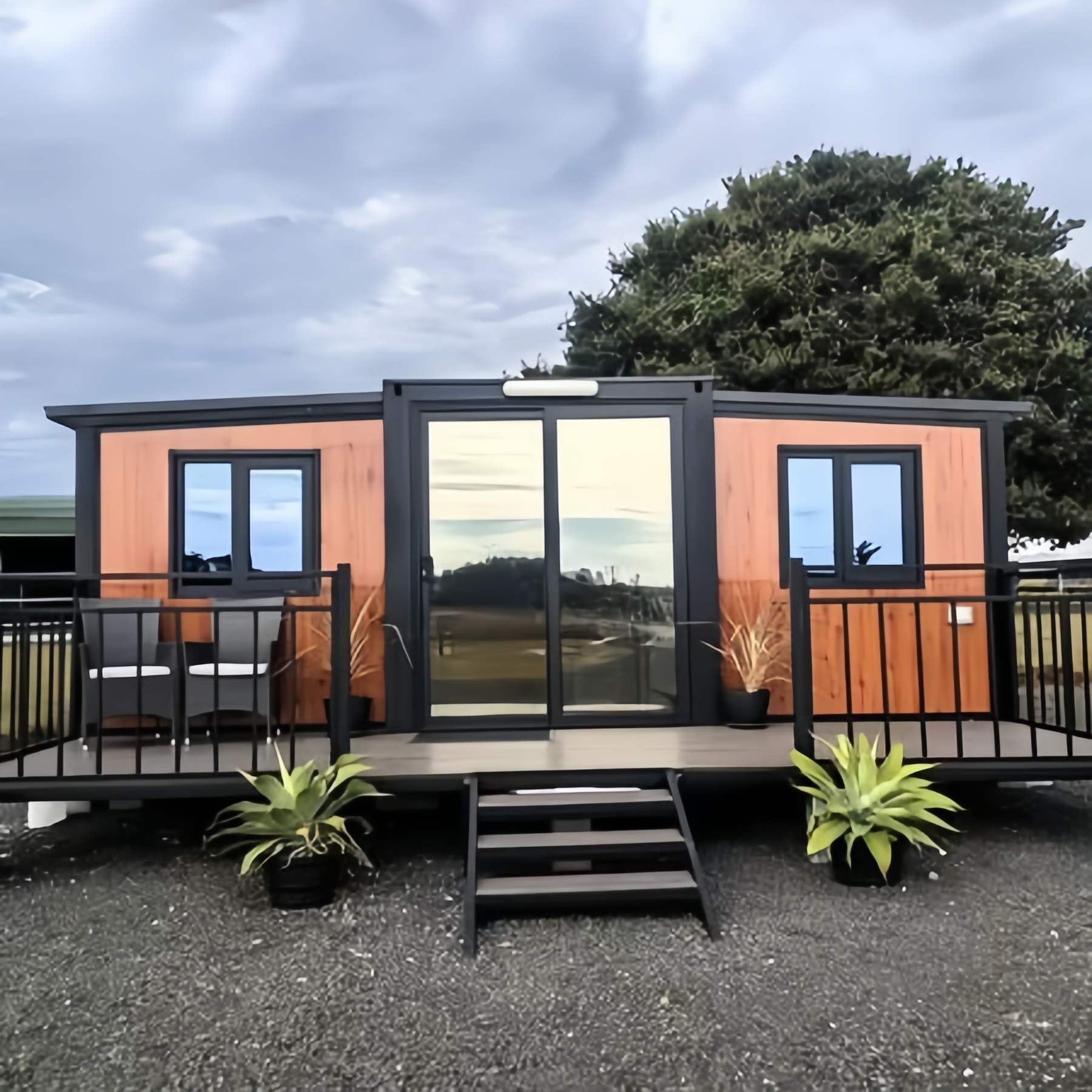 Outdoor Furniture Modern - 40FT Expandable Modular Prefabricated Container Room